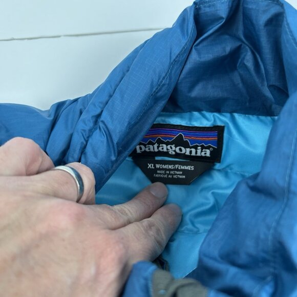 Patagonia Teal Blue 84628 Lightweight Puffer Down Sweater Vest Women's SZ XL - Picture 10 of 12